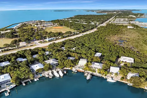 302 North Dr, Islamorada, FL 33036