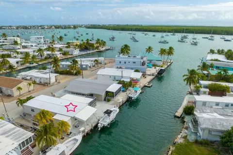 835 25th St, Marathon, FL 33050