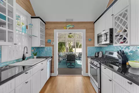 511 Frances St, Key West, FL 33040 photo 11