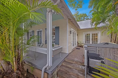809 Southard St, Key West, FL 33040