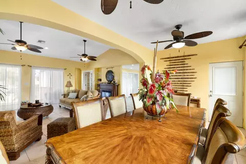 Dining - 23 S Exuma Rd, Key Largo, FL 33037 photo 1 of 1