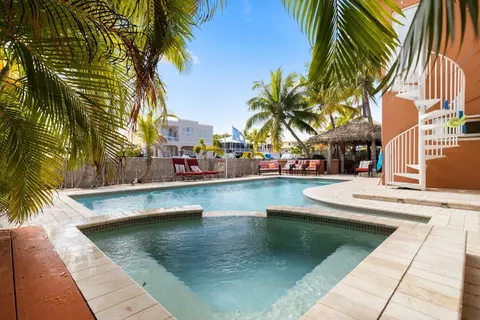 Exterior - 23 S Exuma Rd, Key Largo, FL 33037 photo 3 of 3