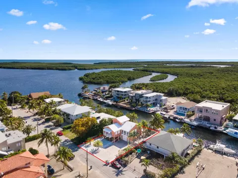 View/Area - 23 S Exuma Rd, Key Largo, FL 33037 photo 1 of 4