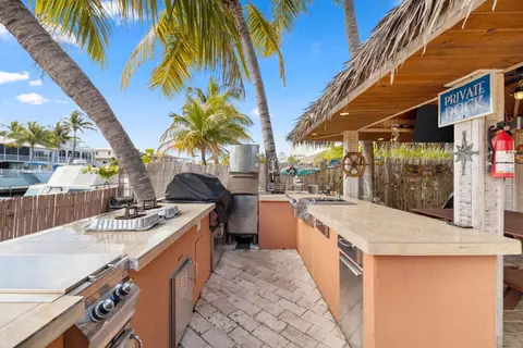 Kitchen - 23 S Exuma Rd, Key Largo, FL 33037 photo 2 of 4
