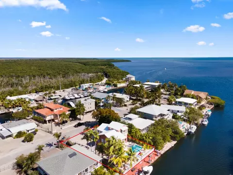 View/Area - 23 S Exuma Rd, Key Largo, FL 33037 photo 2 of 4