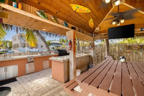 Kitchen - 23 S Exuma Rd, Key Largo, FL 33037 photo 1 of 4