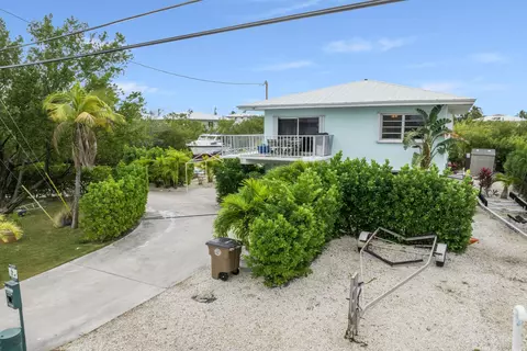 598 W Copa D Oro, Marathon, FL 33050