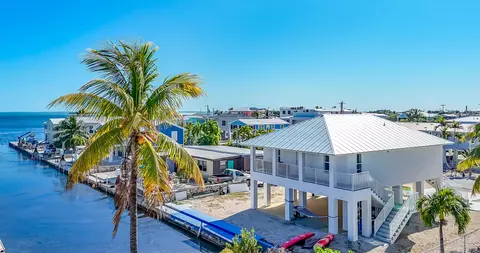 31463 Avenue G, Big Pine Key, FL 33043