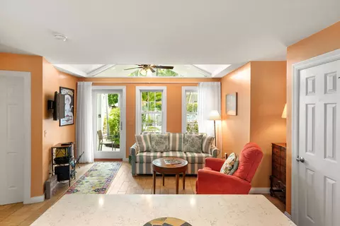 617 Fleming St #6, Key West, FL 33040