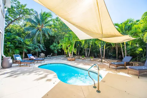350 Cocoanut Ave, Marathon, FL 33050 photo 30
