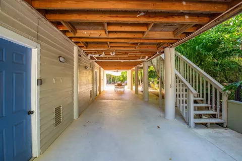 350 Cocoanut Ave, Marathon, FL 33050 photo 4