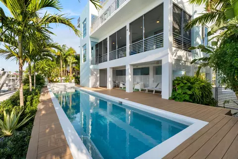 314 E Seaview Dr, Duck Key, FL 33050 photo 7