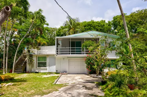 132 E Shore Dr, Key Largo, FL 33037 photo 4