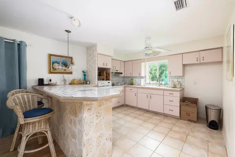 132 E Shore Dr, Key Largo, FL 33037 photo 11