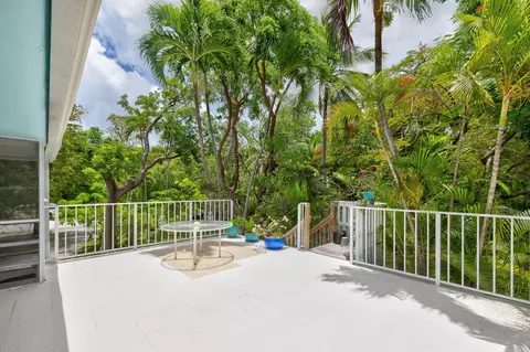 132 E Shore Dr, Key Largo, FL 33037 photo 6