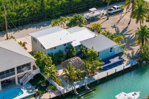 755 101st St, Marathon, FL 33050