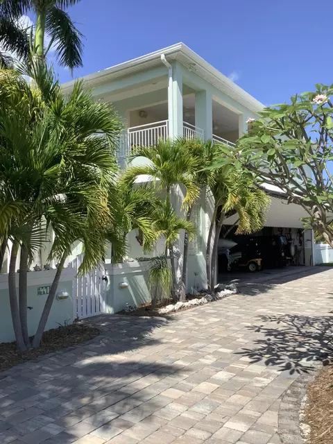 441 Airport Dr #N, Summerland Key, FL 33042