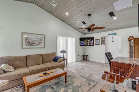 16 Eagle Dr, Key Largo, FL 33037 photo 10