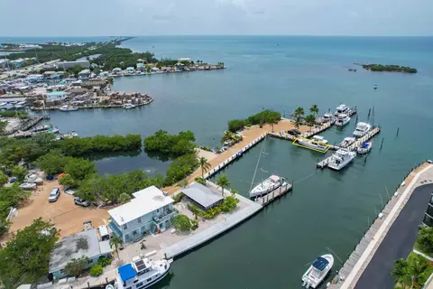 1466 Overseas Hwy #11, Marathon, FL 33050