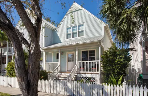 129 Golf Club Dr, Key West, FL 33040