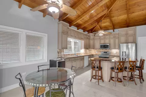 1111 W Copa D Oro, Marathon, FL 33050 photo 10