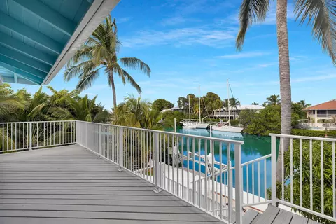 1111 W Copa D Oro, Marathon, FL 33050 photo 4