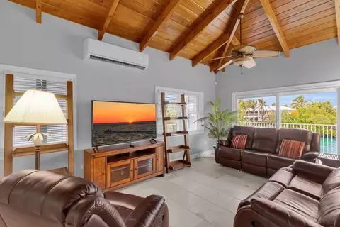 1111 W Copa D Oro, Marathon, FL 33050 photo 3