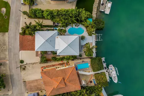 1111 W Copa D Oro, Marathon, FL 33050 photo 11