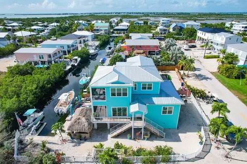 570 La Fitte Rd, Little Torch Key, FL 33042
