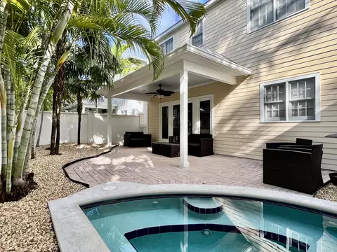 230 Golf Club Dr, Key West, FL 33040
