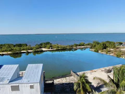 32029 Marginella Dr, Big Pine Key, FL 33043