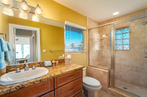 Bath - 29433 Enterprise Ave, Big Pine Key, FL 33043 photo 6 of 6