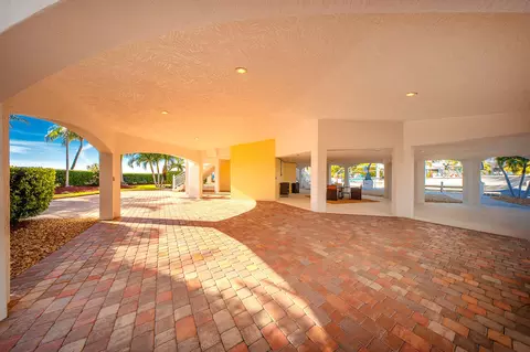 Exterior - 29433 Enterprise Ave, Big Pine Key, FL 33043 photo 25 of 45