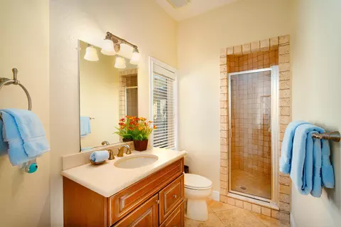 Bath - 29433 Enterprise Ave, Big Pine Key, FL 33043 photo 3 of 6
