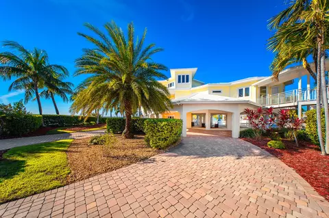 Exterior - 29433 Enterprise Ave, Big Pine Key, FL 33043 photo 24 of 45