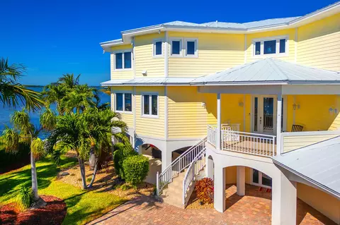 Exterior - 29433 Enterprise Ave, Big Pine Key, FL 33043 photo 6 of 45