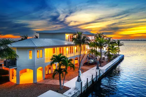 Exterior - 29433 Enterprise Ave, Big Pine Key, FL 33043 photo 18 of 45