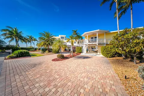 Exterior - 29433 Enterprise Ave, Big Pine Key, FL 33043 photo 22 of 45