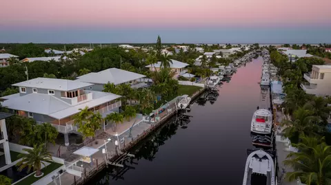 374 Bahia Ave, Key Largo, FL 33037 photo 3