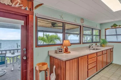31670 Ave C, Big Pine Key, FL 33043 photo 16