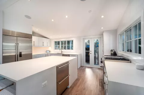 Kitchen - 1114 Packer St, Key West, FL 33040 photo 6 of 7