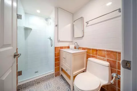 Bath - 1114 Packer St, Key West, FL 33040 photo 7 of 8