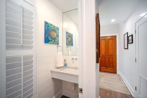 Bath - 1114 Packer St, Key West, FL 33040 photo 1 of 8