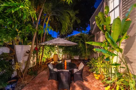 Exterior - 1114 Packer St, Key West, FL 33040 photo 9 of 31