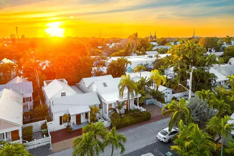 View/Area - 1114 Packer St, Key West, FL 33040 photo 2 of 6