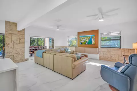2000 Dolphin Dr, Marathon, FL 33050 photo 8