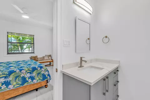 2000 Dolphin Dr, Marathon, FL 33050 photo 18