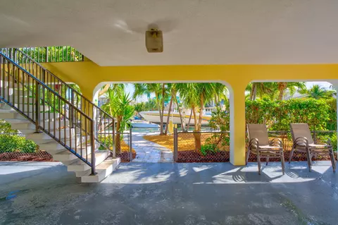 2000 Dolphin Dr, Marathon, FL 33050 photo 37