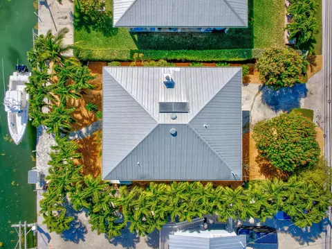2000 Dolphin Dr, Marathon, FL 33050 photo 45