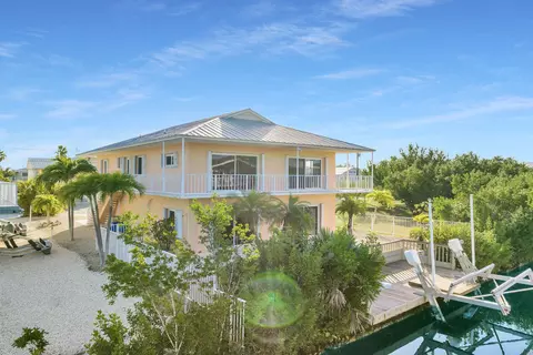 3666 S Seas St, Big Pine Key, FL 33043